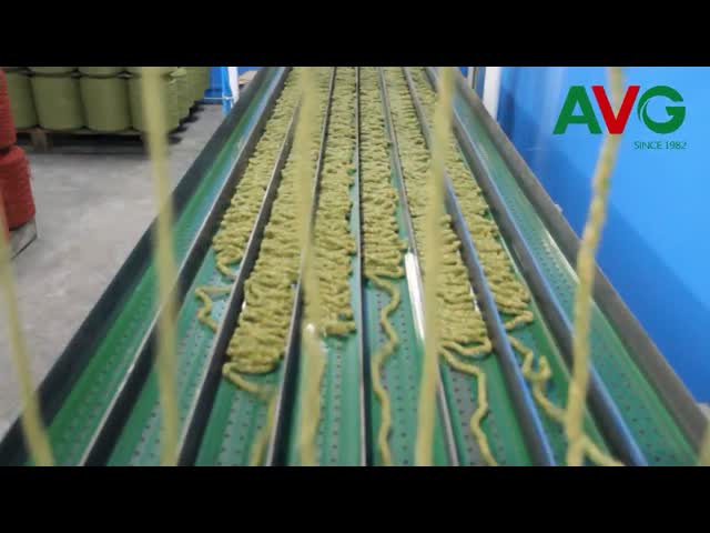 PE Material Garden Artificial Grass Flat Wave Monofilament Yarn Shape