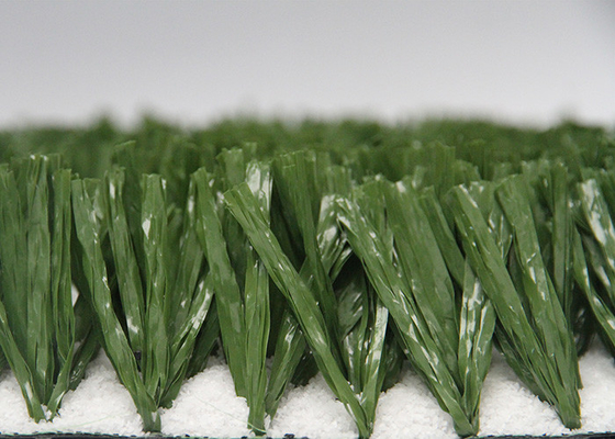 China Green Artificial Grass For Soccer Field , Artificial Soccer Turf Fake Grass supplier
