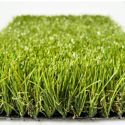 China Profesional Artificial Synthetic Grass Roll Garden Fake Turf 2'' Pile Height supplier