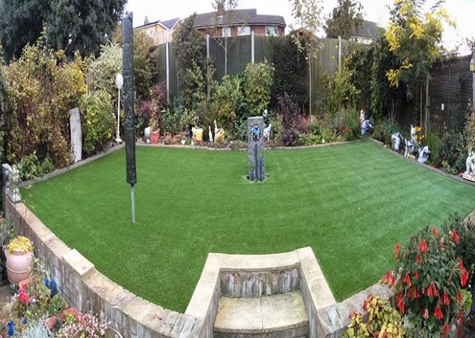 35MM Natural Looking Garden Outdoor Artificial Turf  For Lawns / Children Playground 0