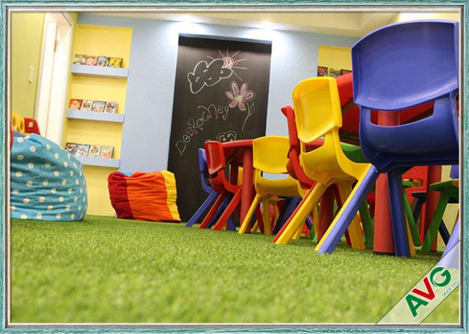 Anti - UV Healthy Natural Looking Artificial Grass Outdoor Carpet For Children 0