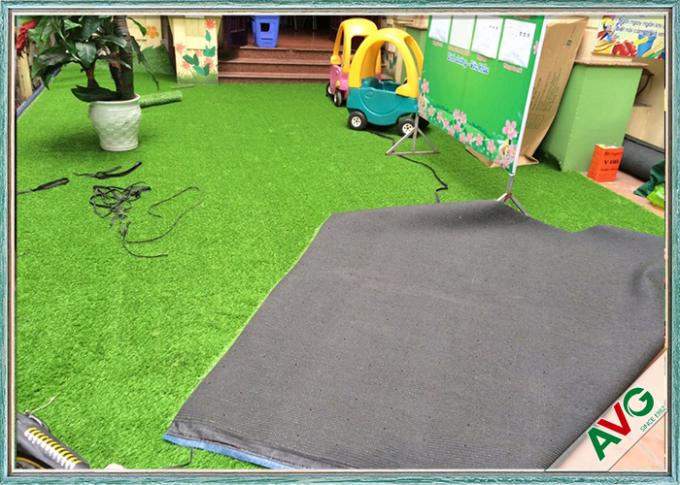 Fire Resistant Kindergarten Artificial Grass For Decoration Suitable For Kids 0