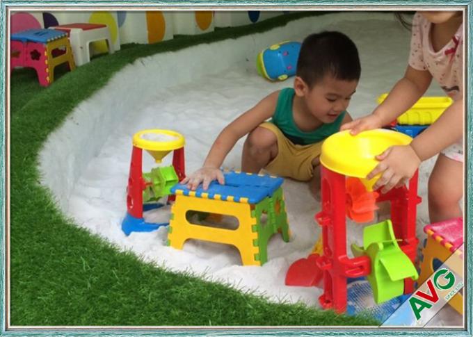 Indoor Outdoor Artificial Grass Putting Green For Kids Playing SGS / ESTO / CE 0