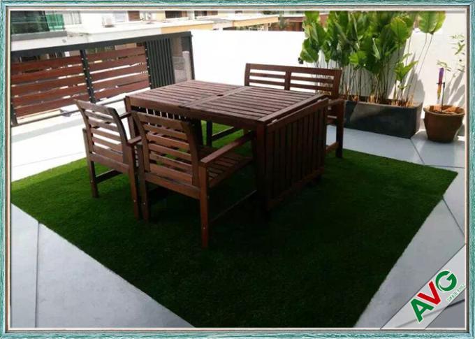 SGS Landscaping Artificial Grass Carpet Roll With Monofil PE / Curly PPE Material 0