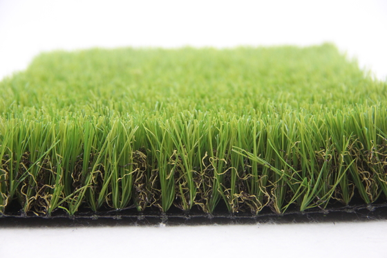 China Grass Carpet Indoor Natural Looking Garden Carpet Grass 30mm Artificial Turf Grass supplier