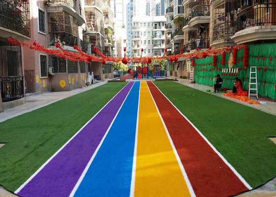 China Runing Track Coloured Artificial Grass Carpets For Landscaping Decoration supplier