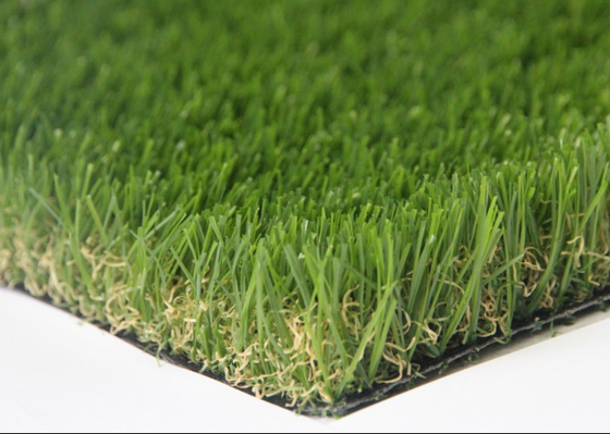 China Professional Residential Fake Grass Landscaping Save Water Fire Resistance supplier