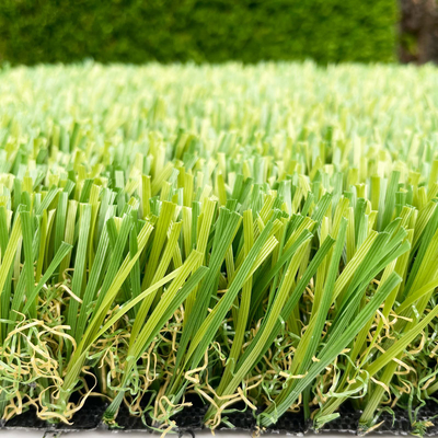 China Trio Shape Monofilament PE Garden Artificial Grass With SBR Latex Coating supplier