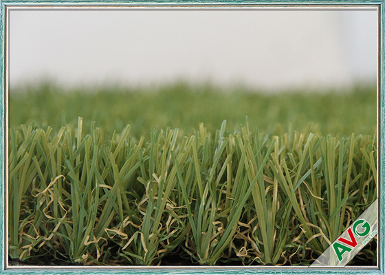 China 13500 Dtex 4 Tones Landscaping Artificial Grass With 5 - 7 Years Guarantee supplier