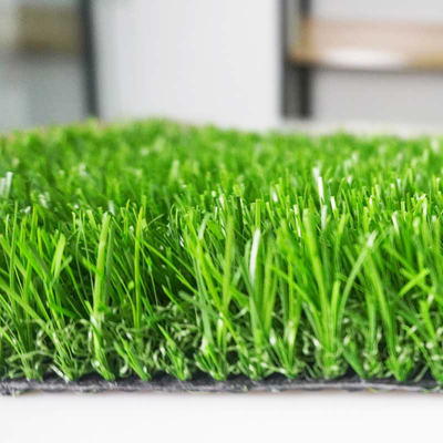 China Fadeless Mouldproof Natural Artificial Garden Grass Wear Resisting supplier