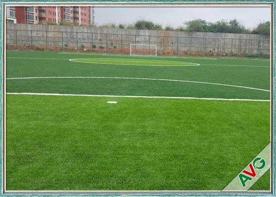 China Strong Wear Resistant Degree Football Synthetic Grass 20 Stitches / 10 Cm supplier