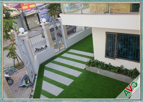 China 35mm Economy Landscaping Artificial Grass For Indoor / Outdoor Garden Area supplier
