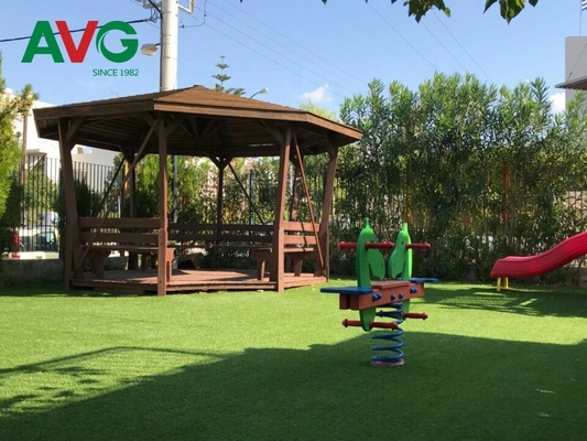 40mm Green Color Garden Synthetic Artificial Grass Indoor Plastic Lawn Landscaping supplier