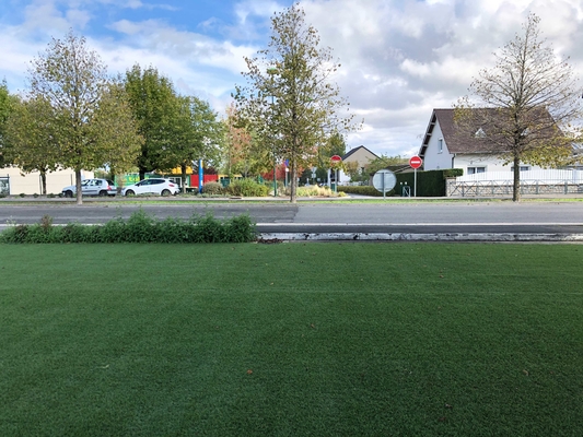 SGS Cesped Artificial Landscape Turf Grass For Garden Good Resilience supplier