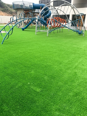 Good Quality Garden Decoration Artificial Grass Price Synthetic Turf 30mm For Landscaping supplier