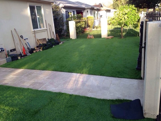 Turf Grass For Outdoor Decorative Garden Grass 20mm Artificial Turf supplier